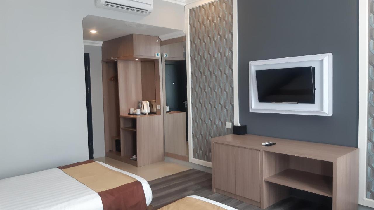 Luminor Hotel Palembang By Wh Free Massage 10 Minutes Екстер'єр фото