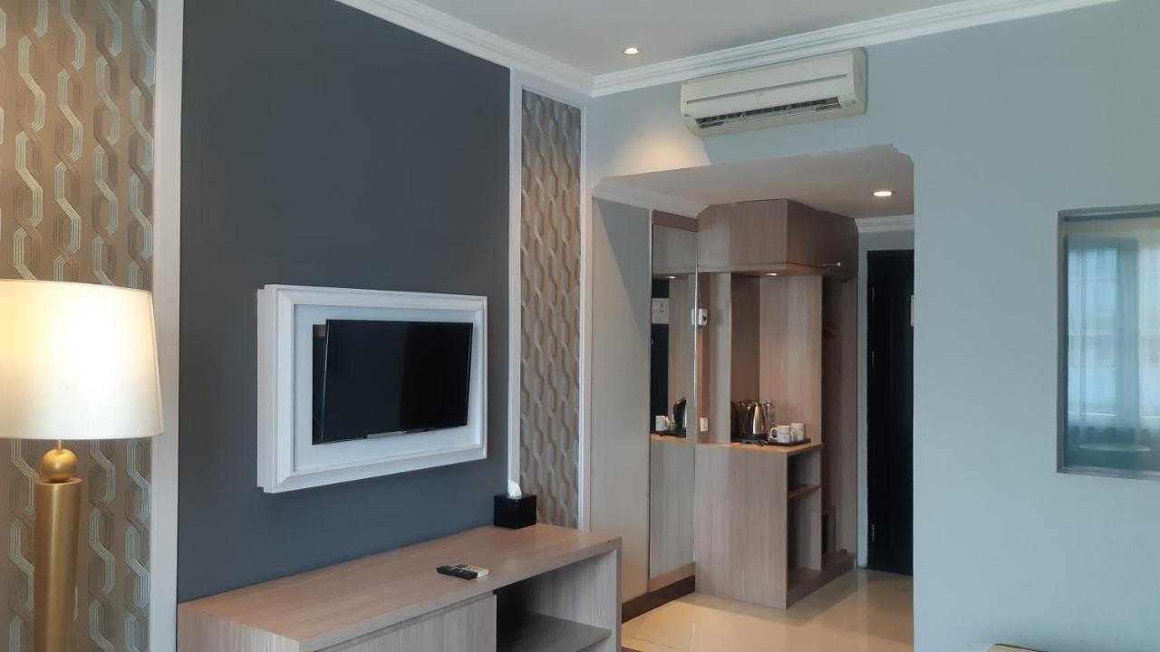 Luminor Hotel Palembang By Wh Free Massage 10 Minutes Екстер'єр фото